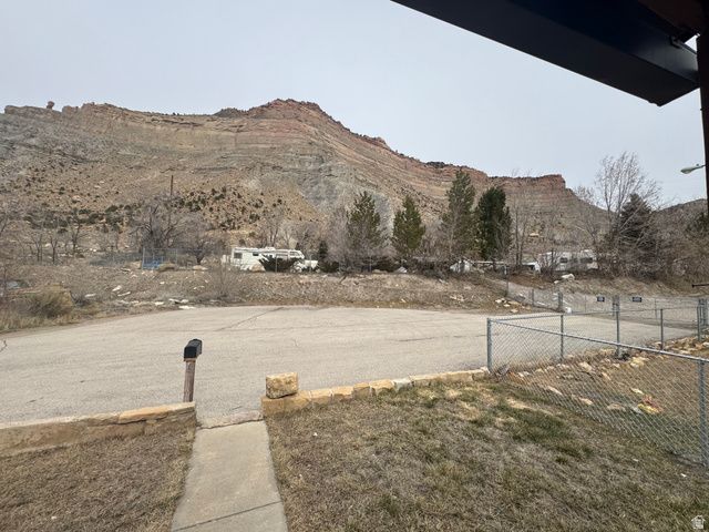 46 E E ST, Helper, UT 84526