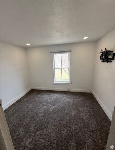 46 E E ST, Helper, UT 84526