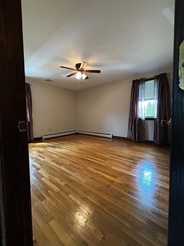 860 Main St., Dighton, MA 02715