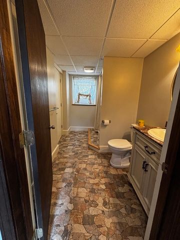 860 Main St., Dighton, MA 02715