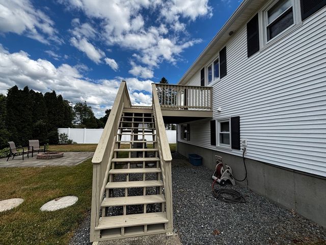 860 Main St., Dighton, MA 02715