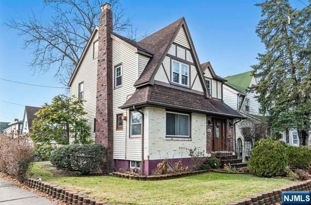 410 Woods Road, Teaneck, NJ 07666