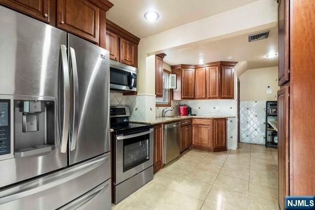 410 Woods Road, Teaneck, NJ 07666