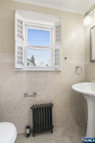 410 Woods Road, Teaneck, NJ 07666