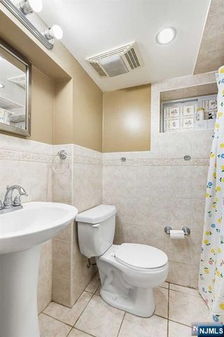 410 Woods Road, Teaneck, NJ 07666