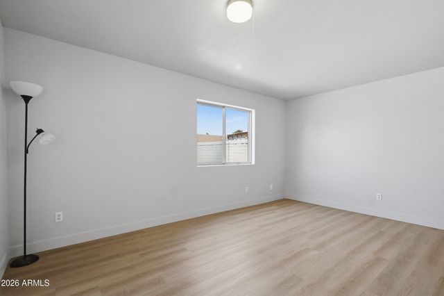 8652 W Heatherbrae Drive, Phoenix, AZ 85037