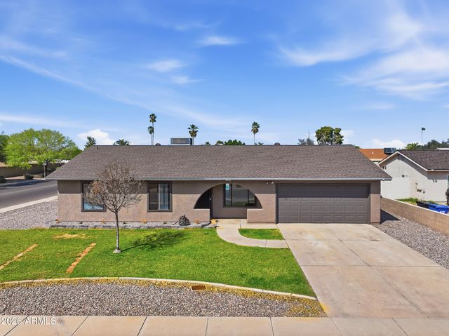 8652 W Heatherbrae Drive, Phoenix, AZ 85037