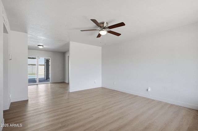 8652 W Heatherbrae Drive, Phoenix, AZ 85037