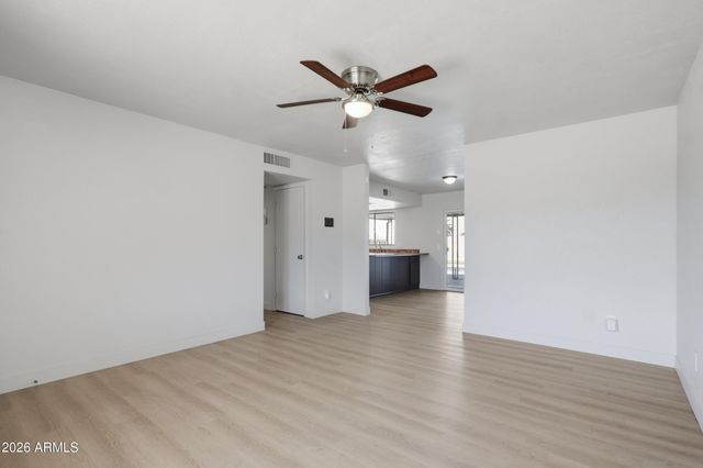 8652 W Heatherbrae Drive, Phoenix, AZ 85037