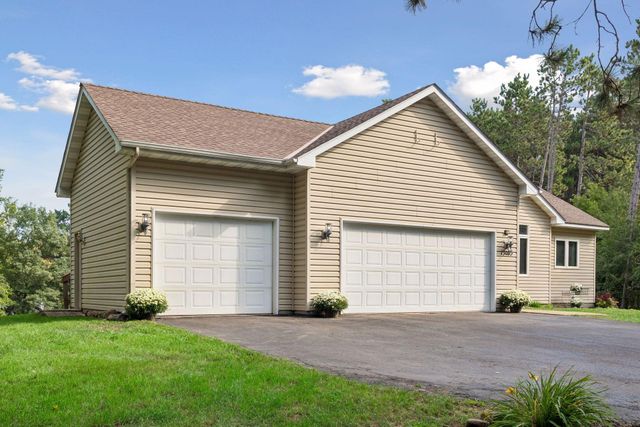 13185 Island View Drive NW, Elk River, MN 55330
