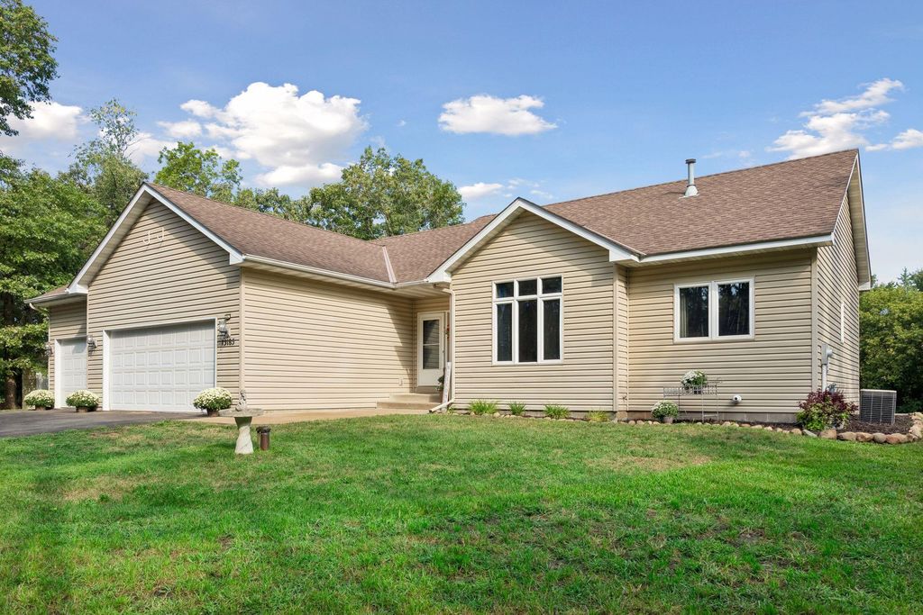 13185 Island View Drive NW, Elk River, MN 55330 — exterior