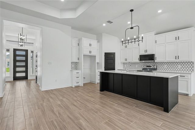 6849 La Salle Dr, Corpus Christi, TX 78414