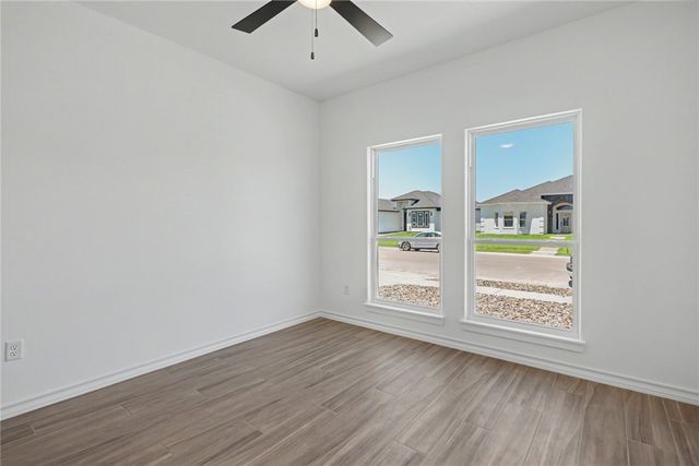 6849 La Salle Dr, Corpus Christi, TX 78414
