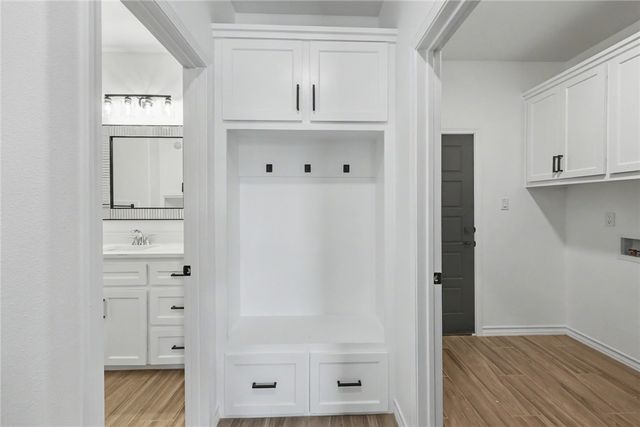 6849 La Salle Dr, Corpus Christi, TX 78414