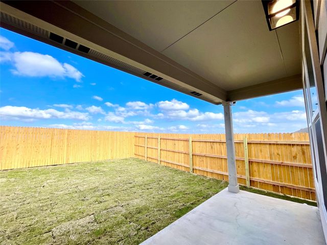 264 Texas Palmetto CIR, Kyle, TX 78640