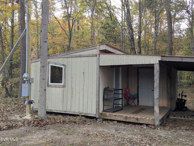 114 Greenland Park Road, Church Hill, TN 37642