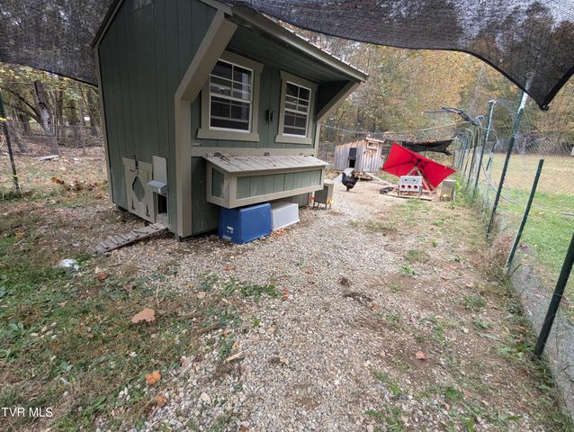 114 Greenland Park Road, Church Hill, TN 37642