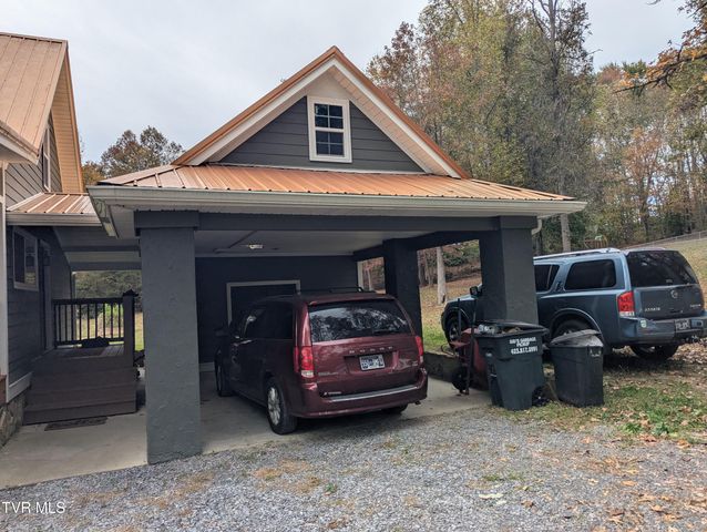 114 Greenland Park Road, Church Hill, TN 37642