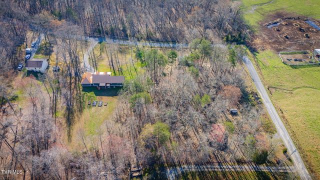114 Greenland Park Road, Church Hill, TN 37642