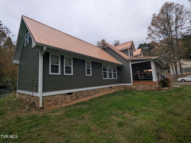 114 Greenland Park Road, Church Hill, TN 37642