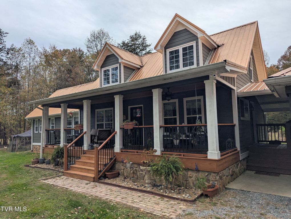 114 Greenland Park Road, Church Hill, TN 37642