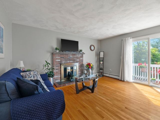 54 Oaklandave, Lynn, MA 01905
