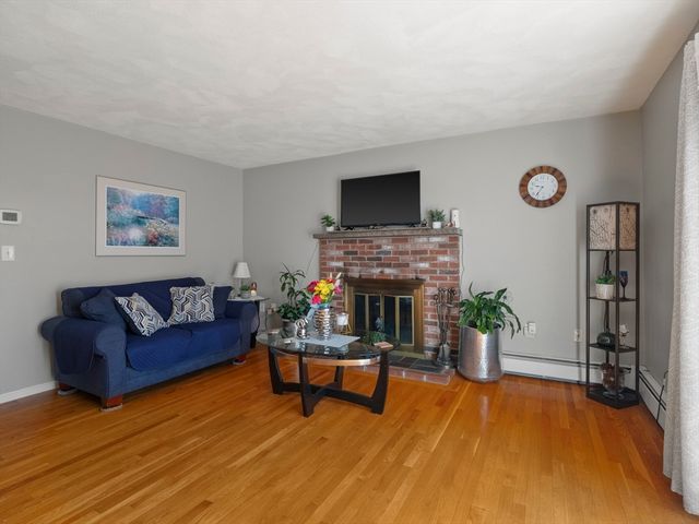 54 Oaklandave, Lynn, MA 01905