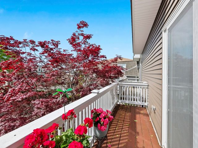 54 Oaklandave, Lynn, MA 01905