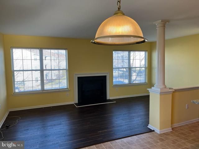 1032 MOORE RD, Thorofare, NJ 08086