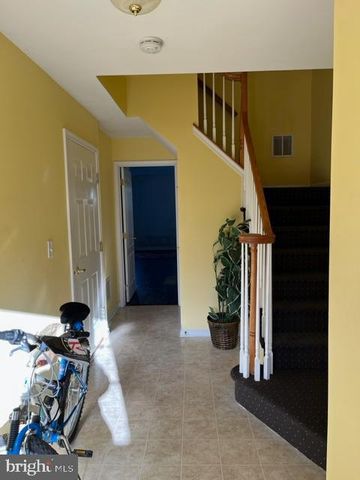 1032 MOORE RD, Thorofare, NJ 08086