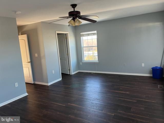 1032 MOORE RD, Thorofare, NJ 08086