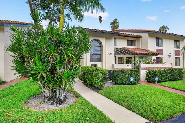10231 N Circle Lake Drive 201, Boynton Beach, FL 33437