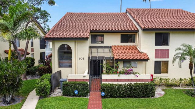 10231 N Circle Lake Drive 201, Boynton Beach, FL 33437