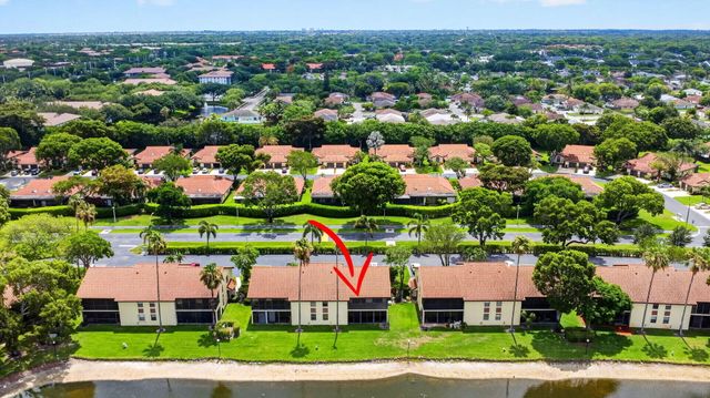 10231 N Circle Lake Drive 201, Boynton Beach, FL 33437
