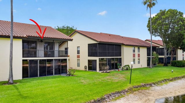 10231 N Circle Lake Drive 201, Boynton Beach, FL 33437