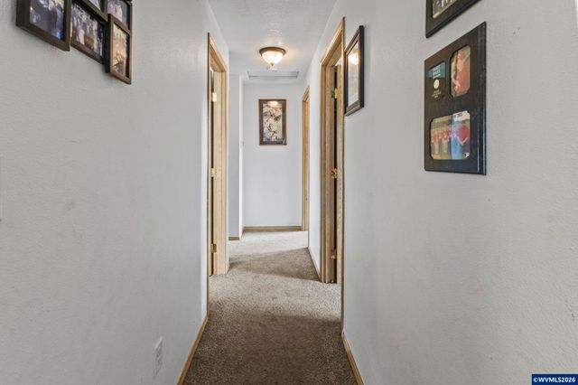 7530 6th St SE, Turner, OR 97392