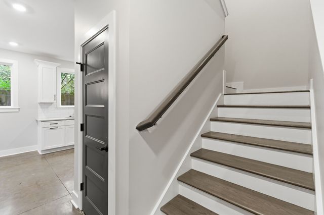 801 Cherokee Ave Apt 9, Nashville, TN 37207