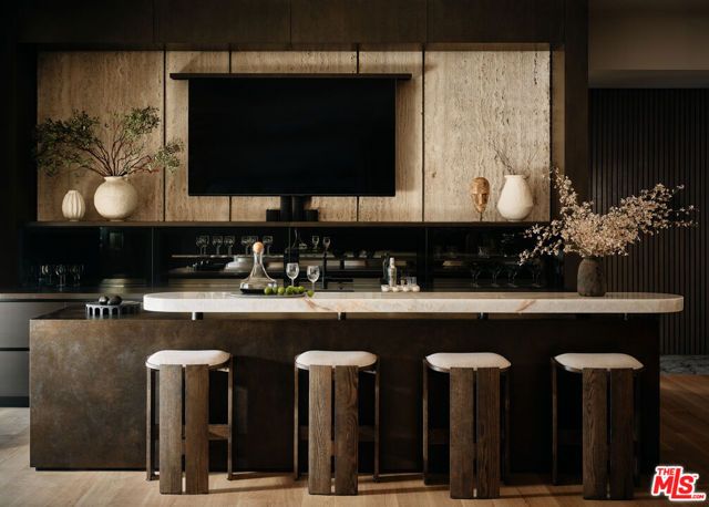 9259 Robin Drive, Los Angeles, CA 90069