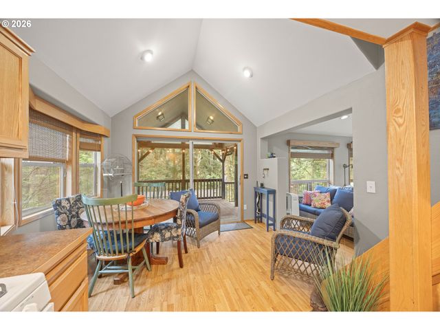 19921 WHALESHEAD Rd, Brookings, OR 97415