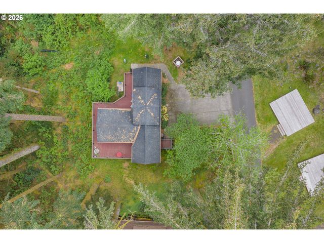 19921 WHALESHEAD Rd, Brookings, OR 97415
