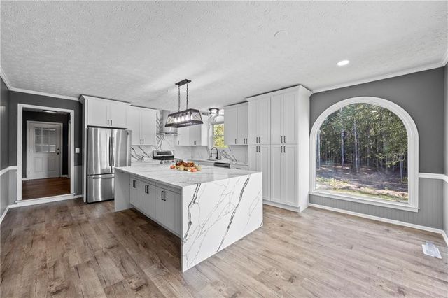 2950 Camp Mitchell Road, Loganville, GA 30052