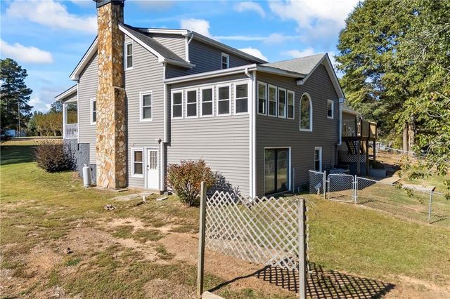 2950 Camp Mitchell Road, Loganville, GA 30052