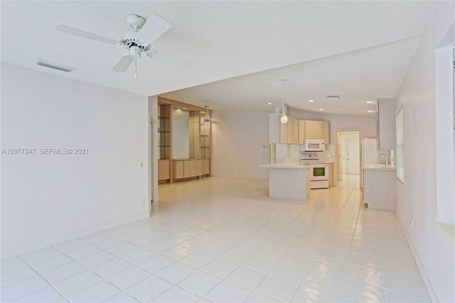 7819 SE Spicewood Circle, Hobe Sound, FL 33455