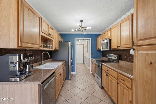 26261 Beech Circle, Abingdon, VA 24211