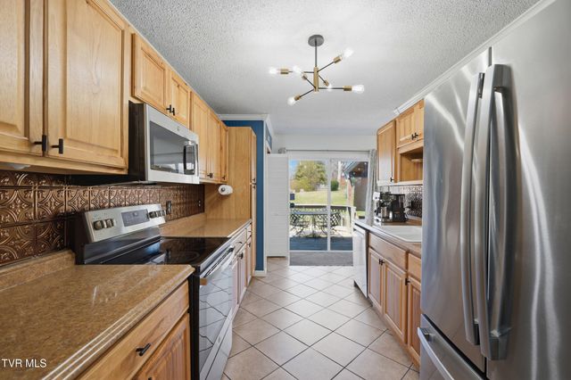 26261 Beech Circle, Abingdon, VA 24211