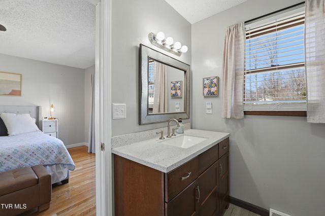 26261 Beech Circle, Abingdon, VA 24211