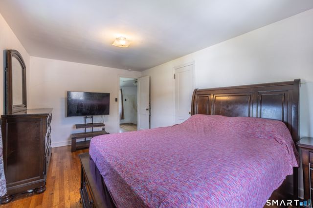 810 Huntington Turnpike, Bridgeport, CT 06610