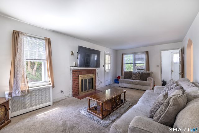 810 Huntington Turnpike, Bridgeport, CT 06610