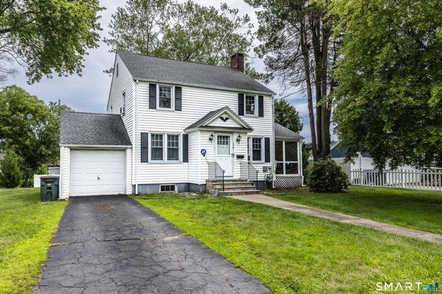 810 Huntington Turnpike, Bridgeport, CT 06610