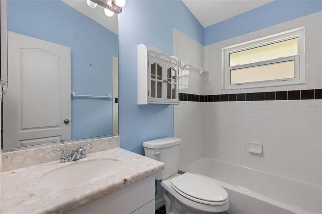 4430 FERN DRIVE, Bradenton, FL 34208